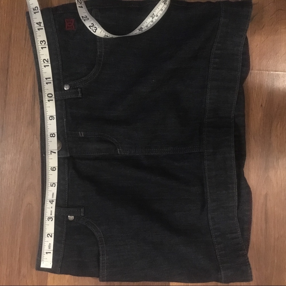 DC Boogie Slim Denim Jean Skirt Sz 28 - Picture 4 of 6